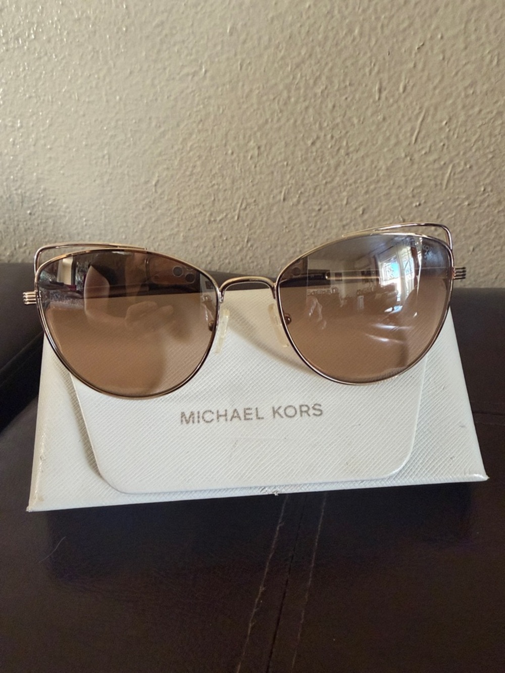 Michael Kors Gold Metal Cat Eye Sunglasses with Brown Gradient Lenses - Picture 4 of 7